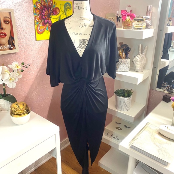 Dresses & Skirts - Black satin spandex dress